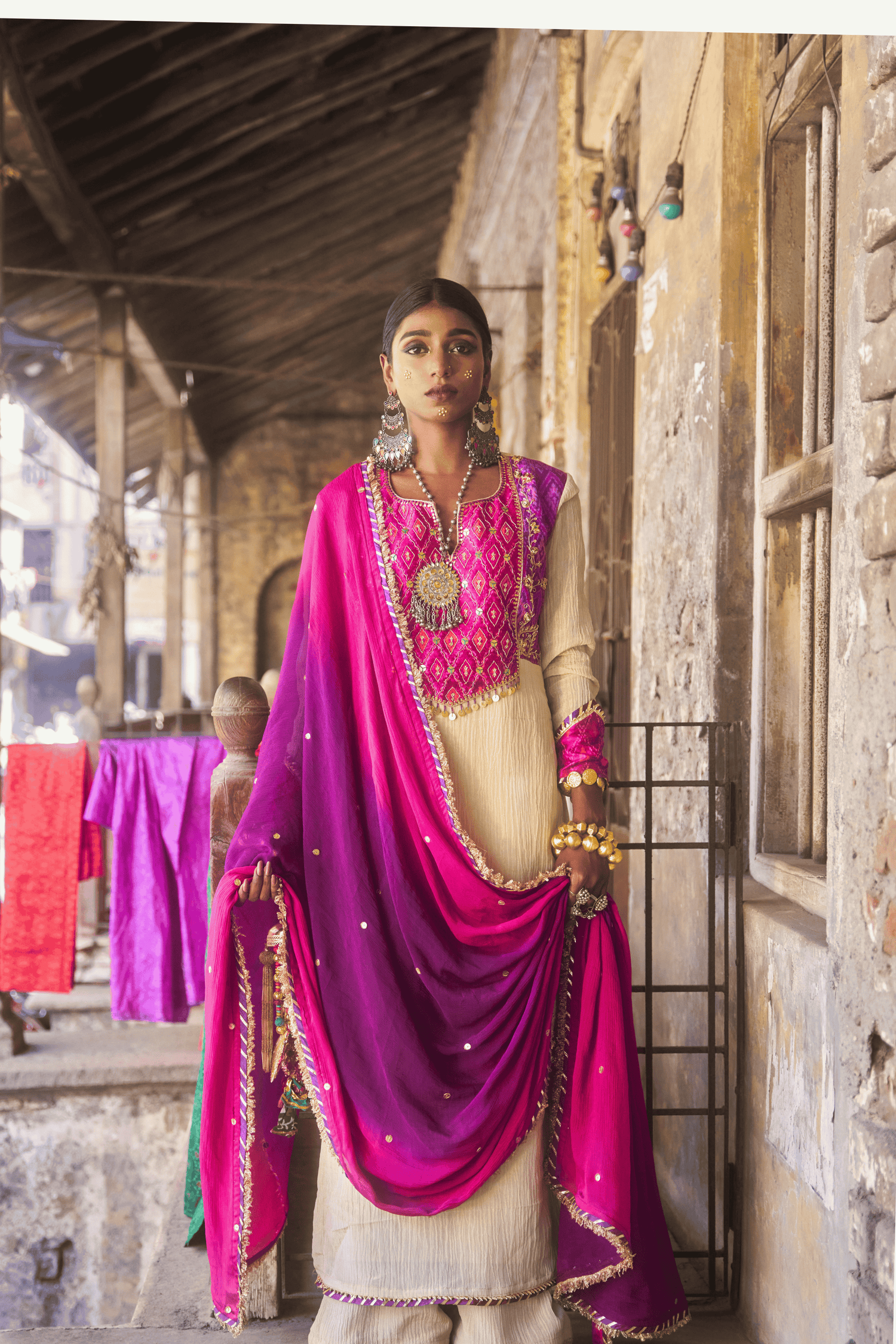 Noor-E-Ikat